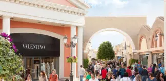 Outlet village Castel Romano